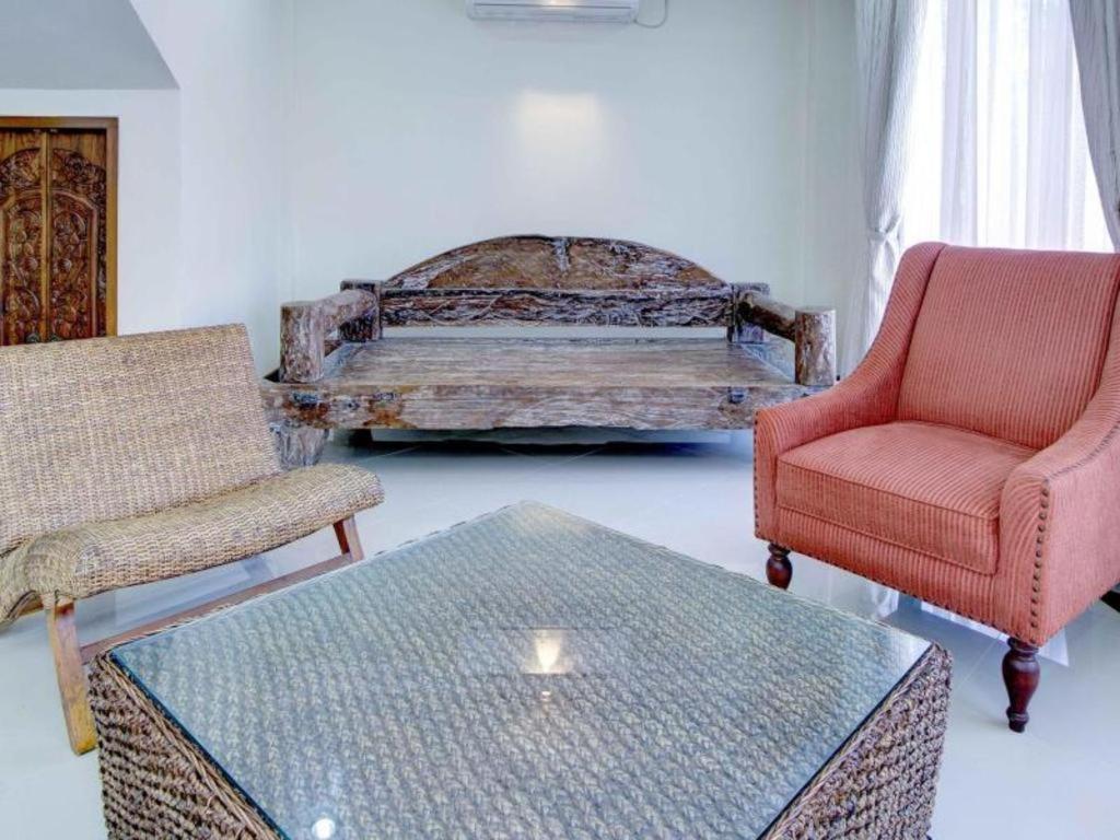 Hastinapura Residence ジンバラン エクステリア 写真