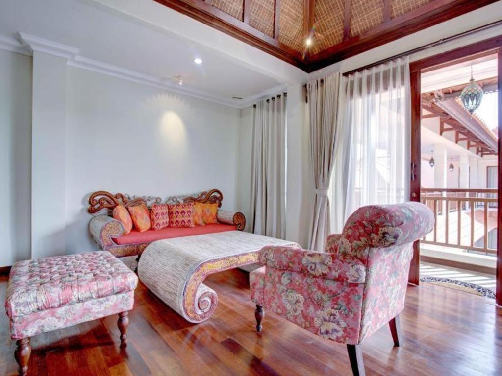 Hastinapura Residence ジンバラン エクステリア 写真