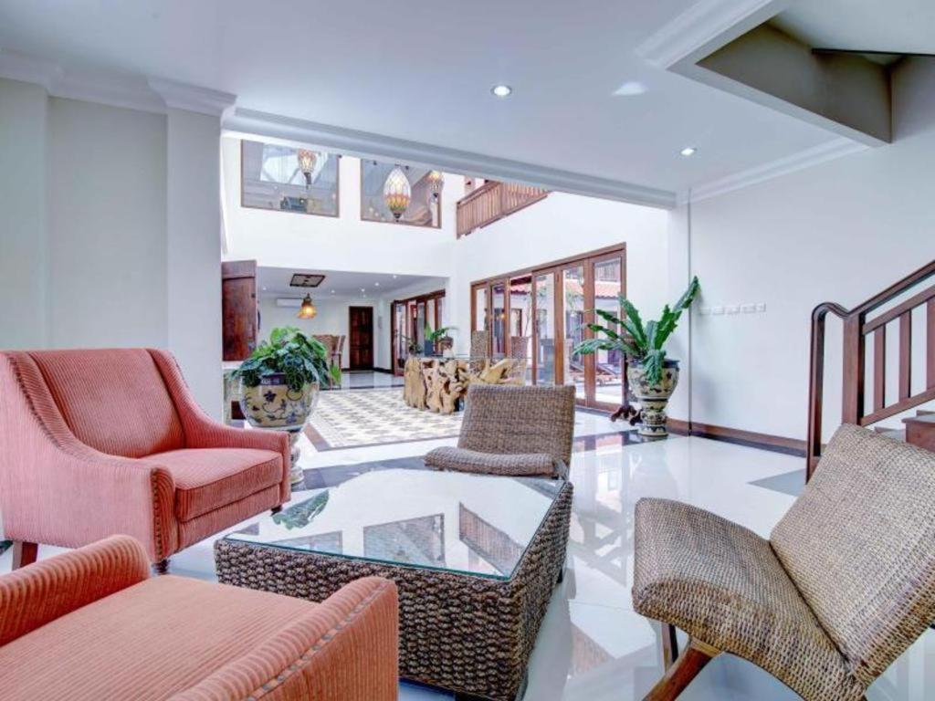 Hastinapura Residence ジンバラン エクステリア 写真