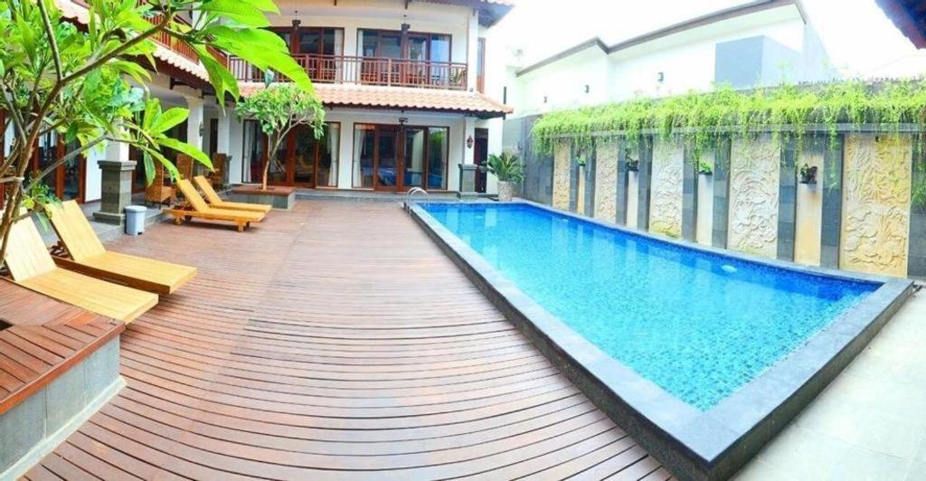 Hastinapura Residence ジンバラン エクステリア 写真
