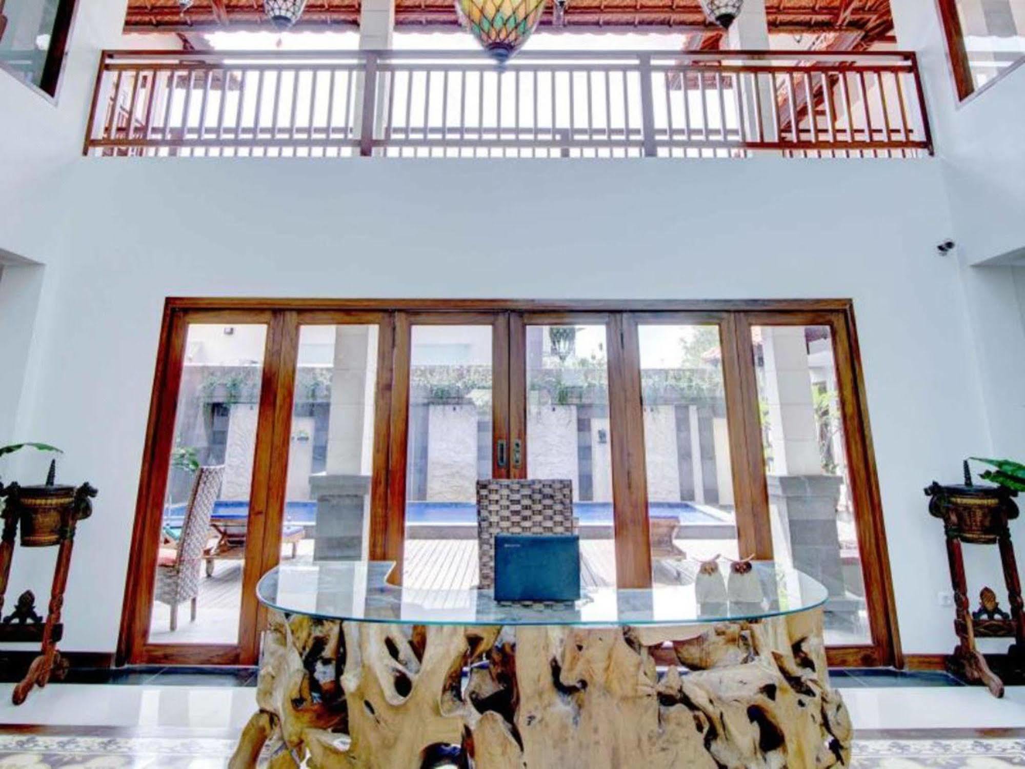 Hastinapura Residence ジンバラン エクステリア 写真